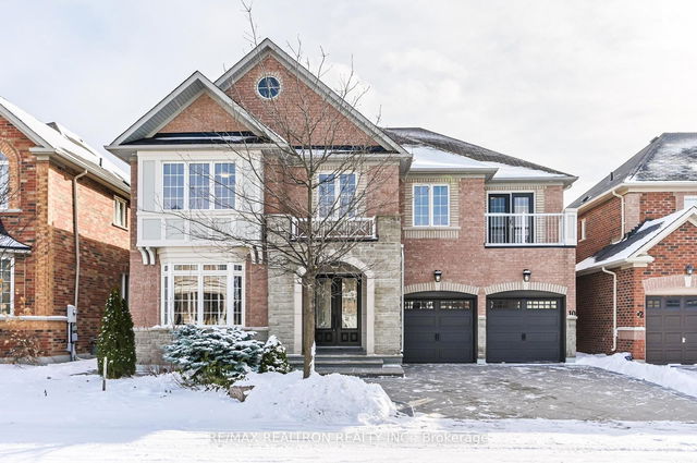 10 Golden Meadow Drive