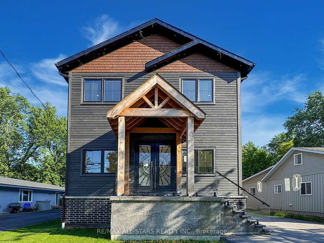 215 Bayview Avenue