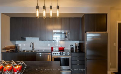 Unit PH-5 — 3700 Highway 7 Rd, Vaughan - Vaughan Corporate Centre image-0-3