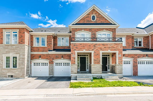 33 Thornapple Lane