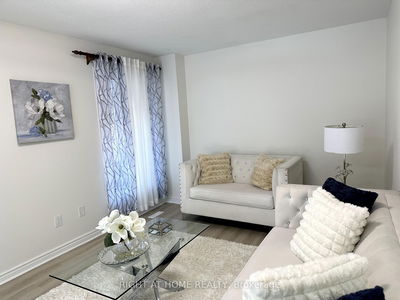 63 Spyglass Hill Rd, Vaughan - Glen Shields image-0-3