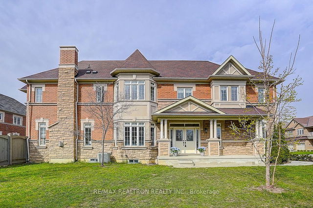 61 Warbler Avenue