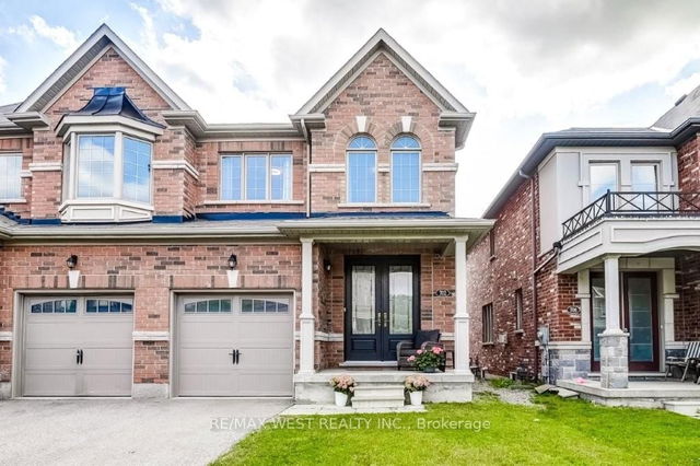 702 Yarfield Crescent