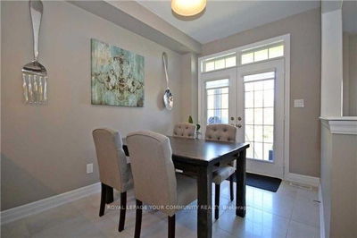 86 Alex Campbell Cres, King - King City image-0-4