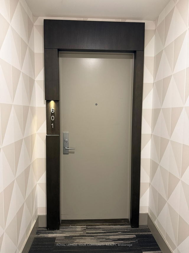 601 - 180 Enterprise Boulevard