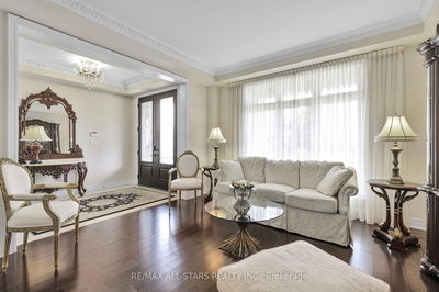 1 Elmer Daniels Crt, Whitchurch-Stouffville - Stouffville image-0-3