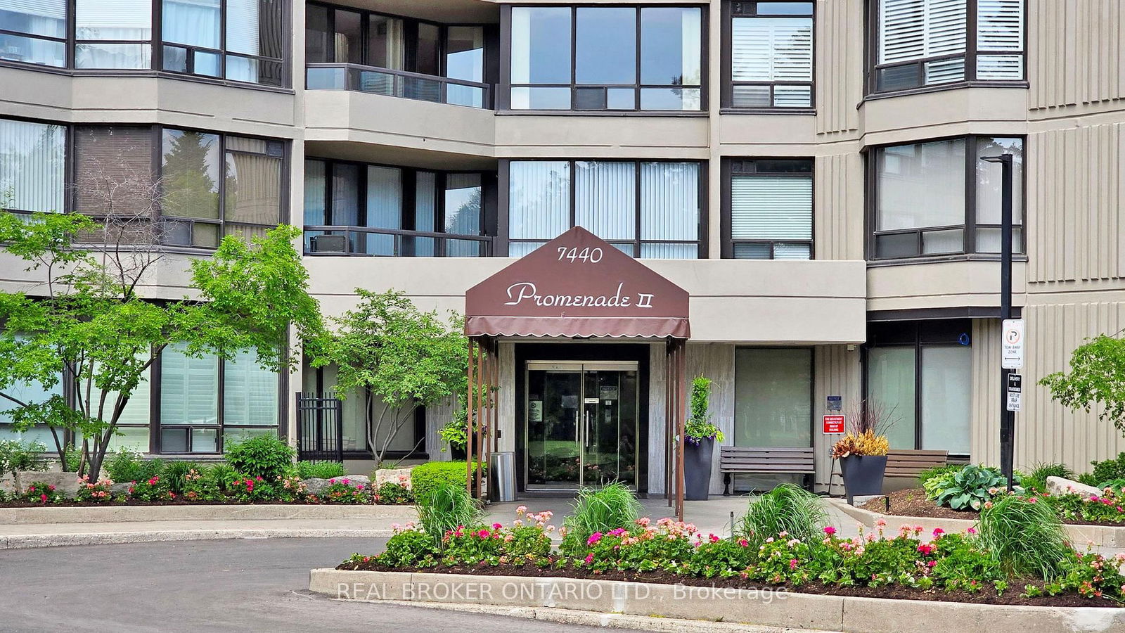 Condo for sale at 1402-7440 Bathurst Street, Vaughan, Brownridge, L4J 7K8 - MLS: N12229547