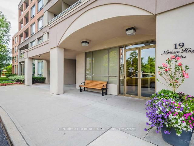 211 - 19 Northern Heights Drive