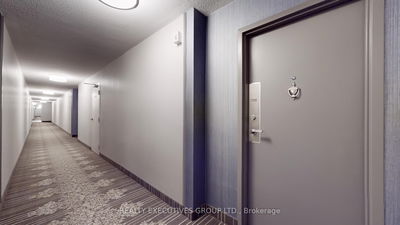 Unit 701 — 80 Inverlochy Blvd, Markham - Royal Orchard image-0-4