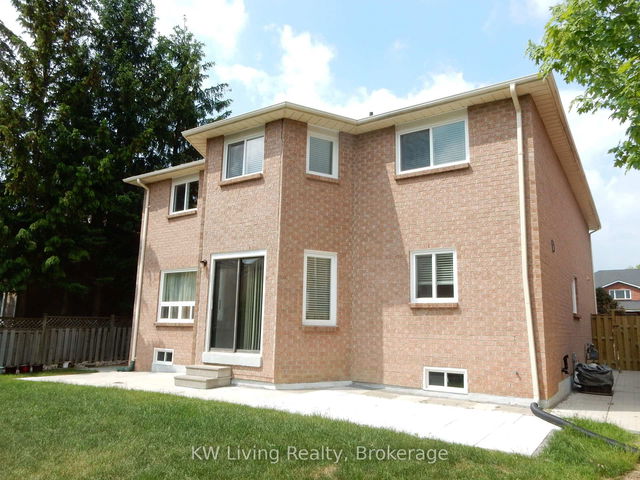 58 Montrose Crescent