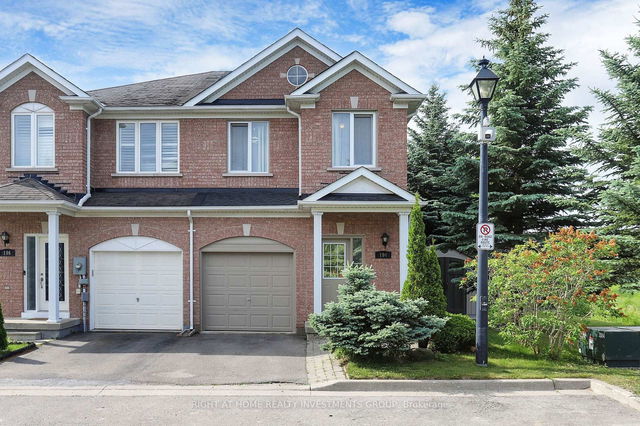 194 Tom Taylor Crescent