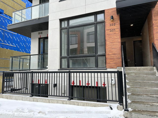 301 - 6 Steckley House Lane