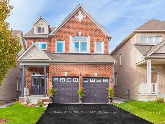 10 Harvest Hills Boulevard