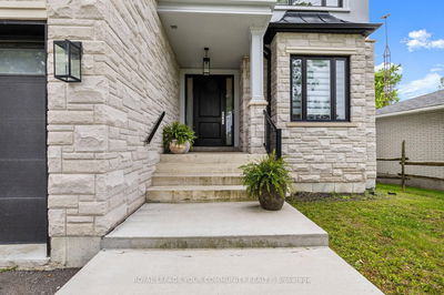 6077 Hillsdale Dr, Whitchurch-Stouffville - Ballantrae image-0-3