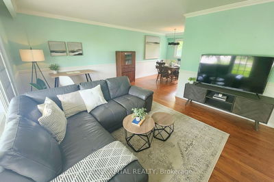 124 Booth Dr, Whitchurch-Stouffville - Stouffville image-0-3