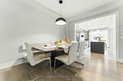 7 Caviglia Lane, Markham - Box Grove image-0-4