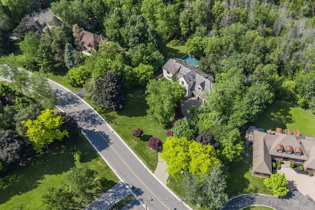 43 Woodland Acres Crescent