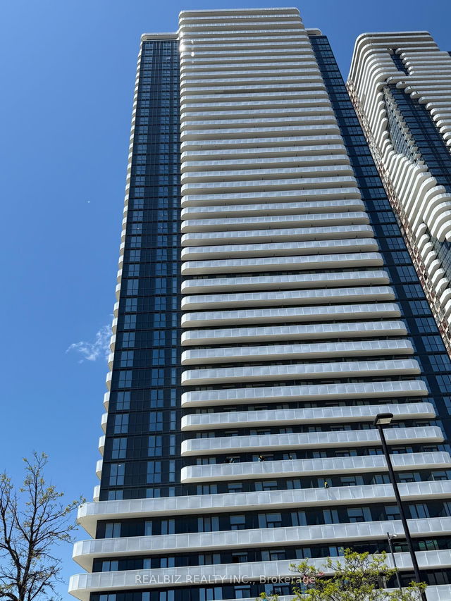 315 - 28 Interchange Way