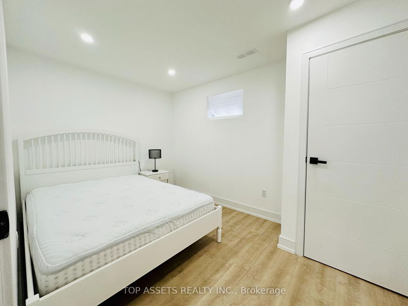 Room1