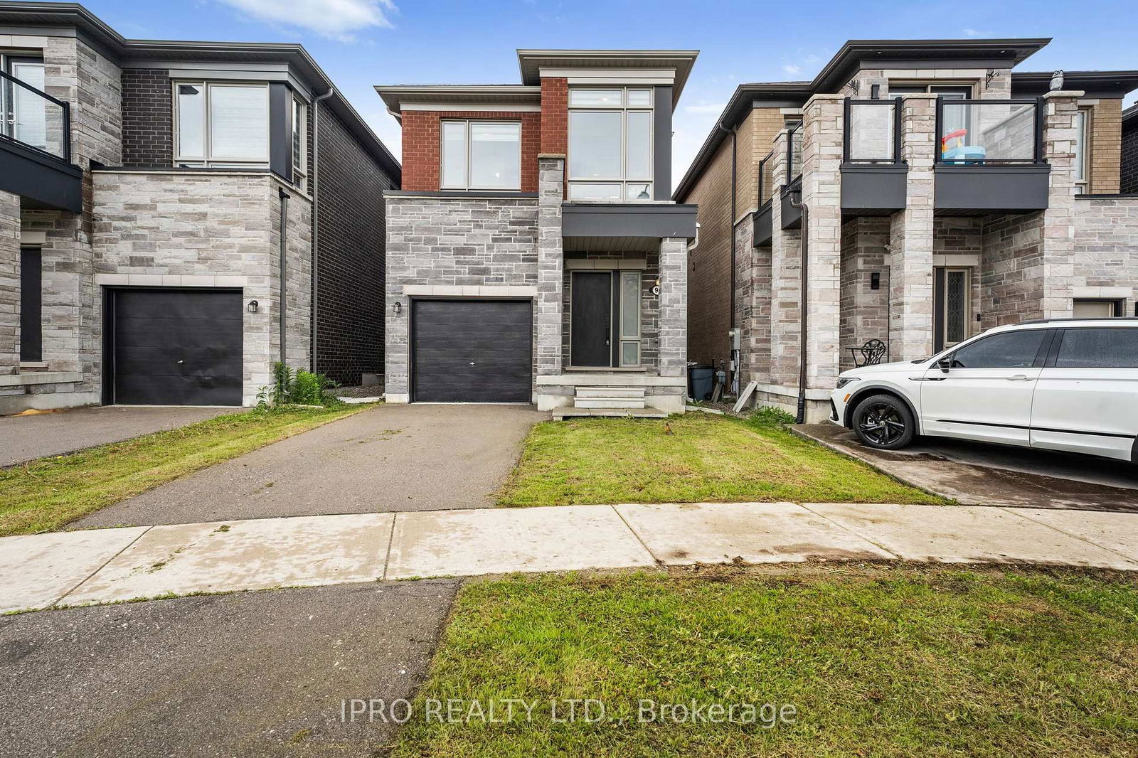 Detached House for sale at 93 Velia Court, Vaughan, Ontario, L4H 4S5 - Vellore Village - MLS: N12235805
