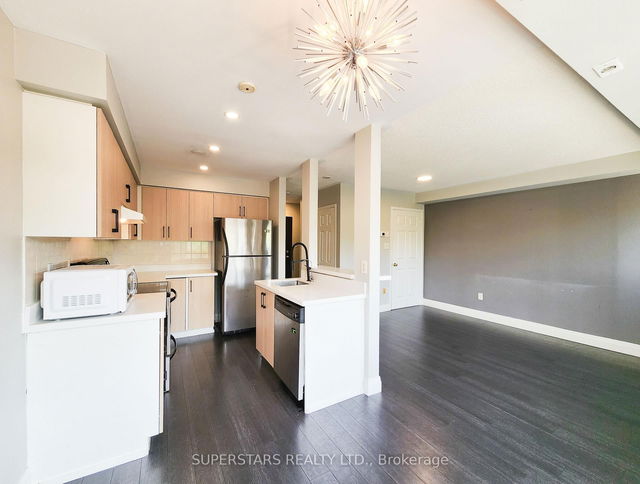 B206 - 98 Cornell Park Avenue