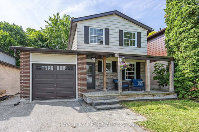 219 Thoms Crescent
