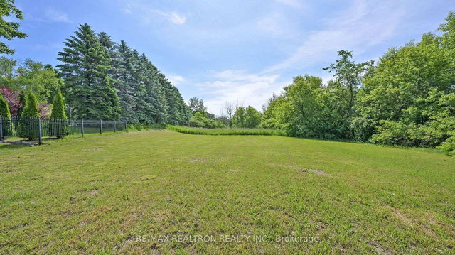 29 Country Heights Drive