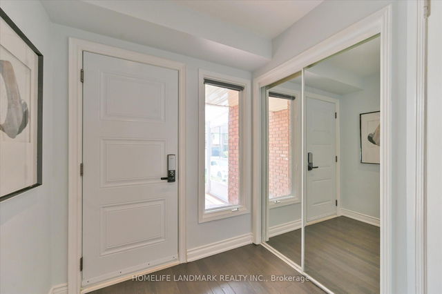 32 Queensmill Court
