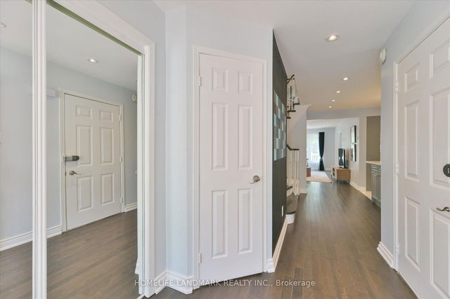 32 Queensmill Court