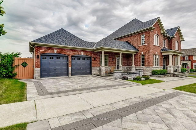 2 Pelister Drive