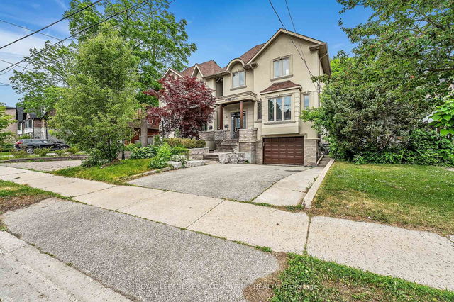 83 Hunt Avenue W