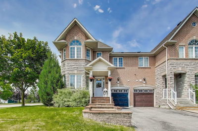 65 Red River Cres, Newmarket - Woodland Hill