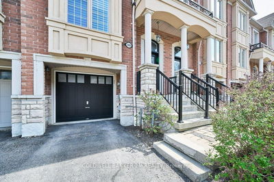 360 Doak Lane, Newmarket - Gorham-College Manor