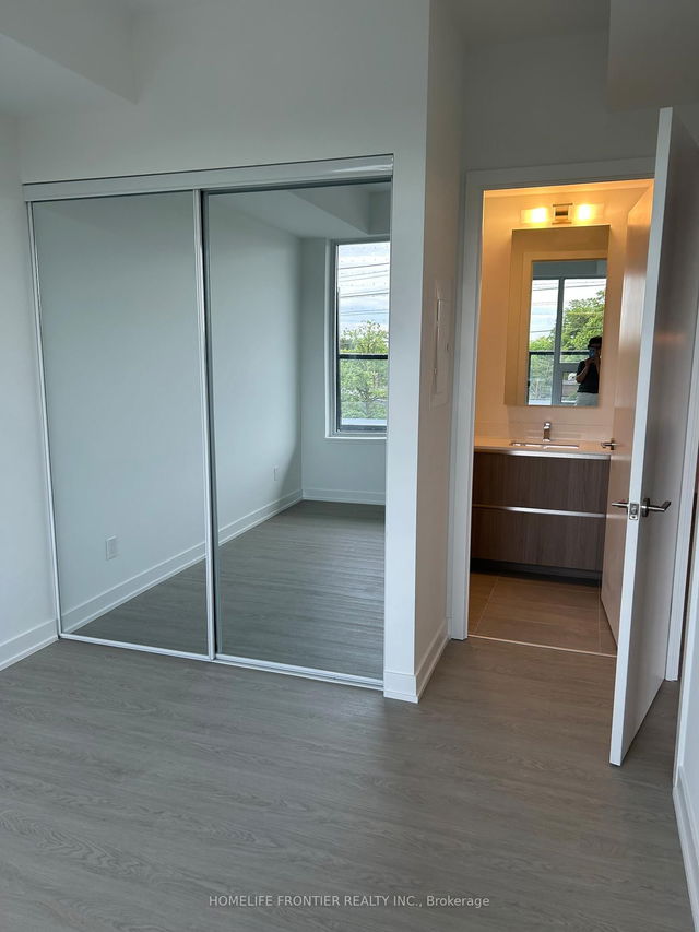 315 - 8188 Yonge Street