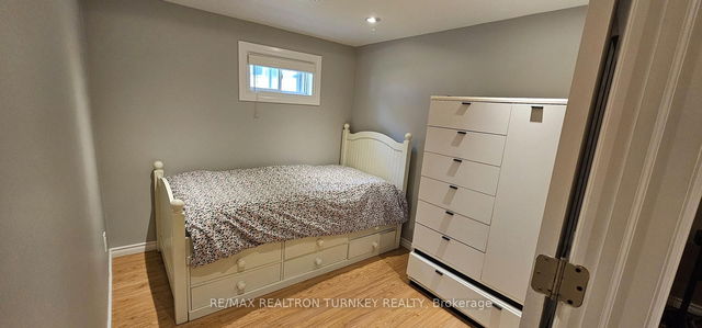 Bsmt - 41 Merrylynn Drive