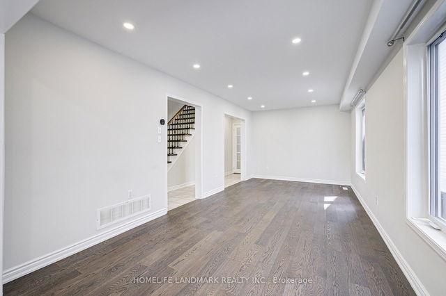 72 Billingsley Crescent
