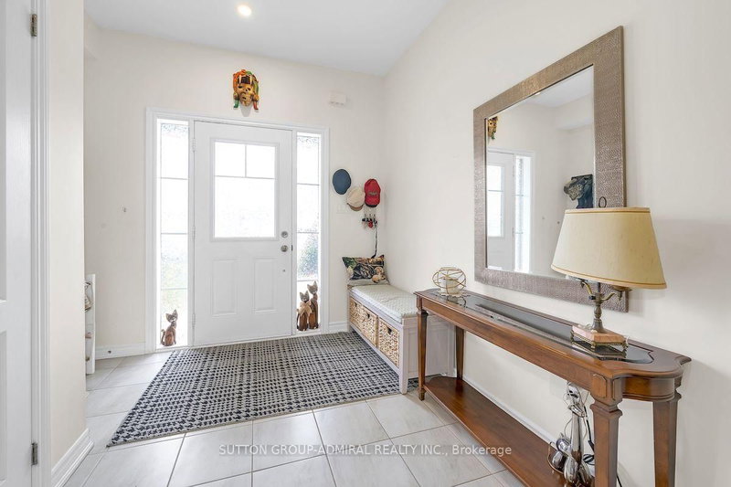 1152 Peelar Cres, Innisfil, L0L 1W0 | Image 3