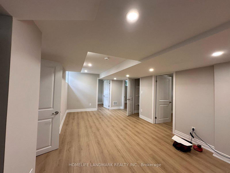 Basement - 82 Oxford St, Richmond Hill, L4C 4L5 | Image 2