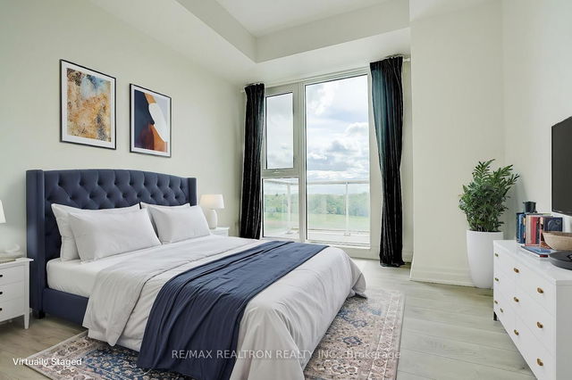 519 - 10 Rouge Valley Drive W