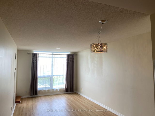 1126 - 18 Harding Boulevard