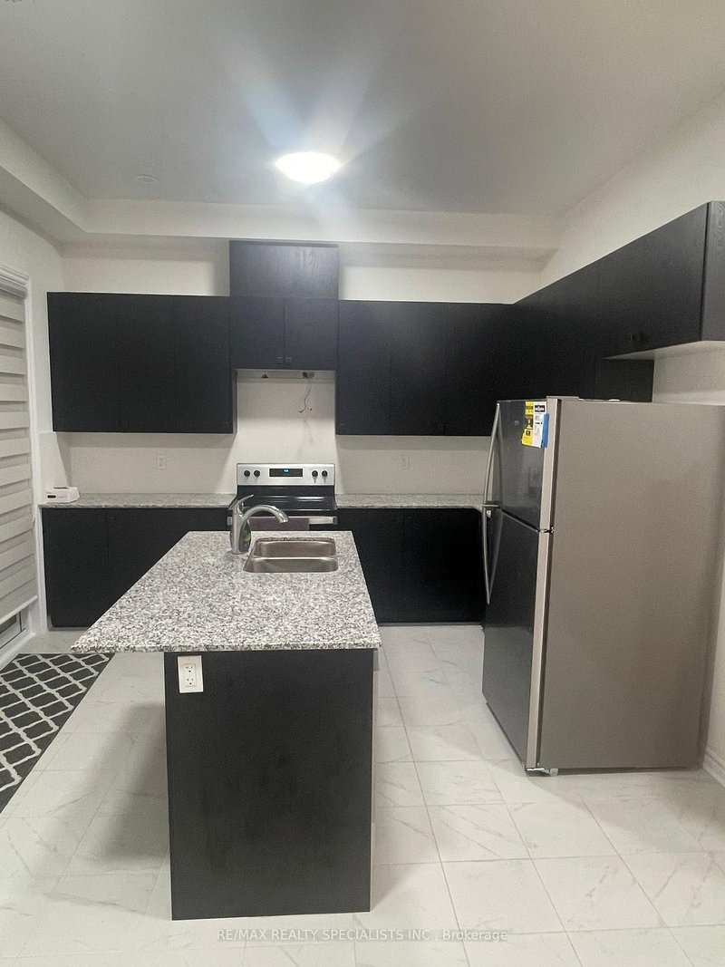 60 Inverary Cres, Vaughan, L4L 1A7 | Image 3