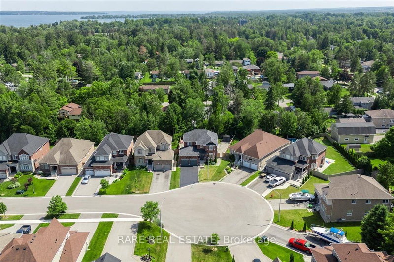 787 Freemont Crt, Innisfil, L9S 0K4 | Image 3