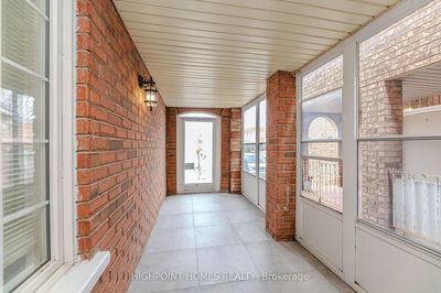 44 Brando Ave, Markham - Middlefield image-0-2