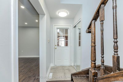 44 Brando Ave, Markham - Middlefield image-0-4