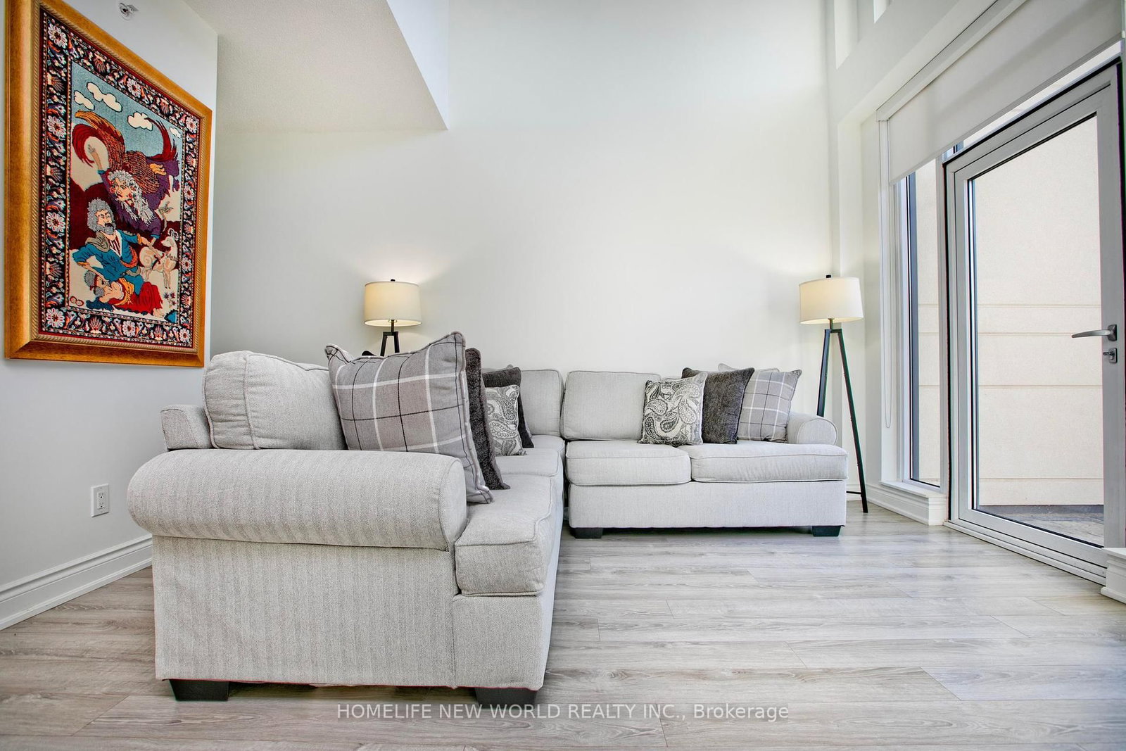 9618 Yonge Street, Unit TH 105 - Photo 11