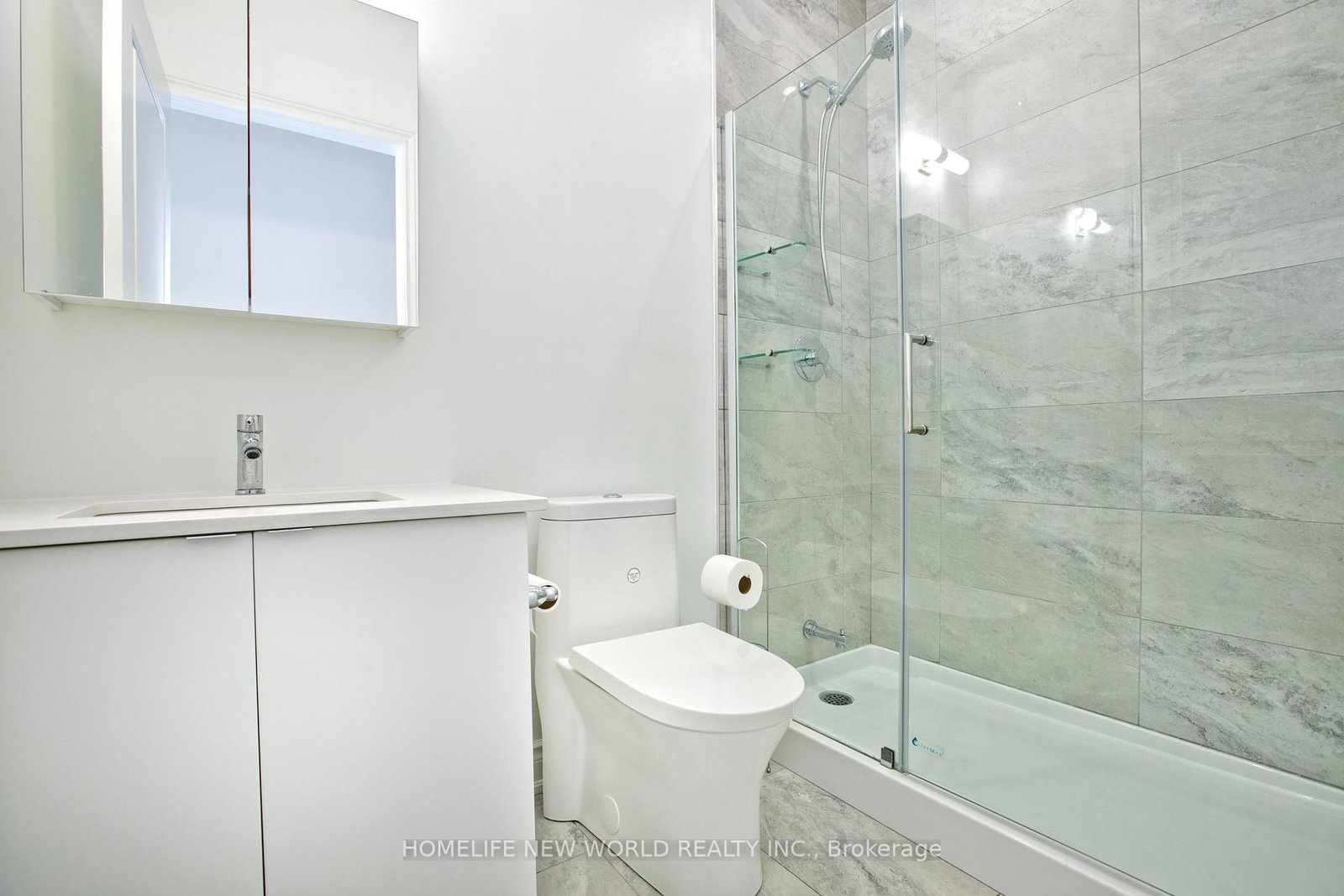 9618 Yonge Street, Unit TH 105 - Photo 12