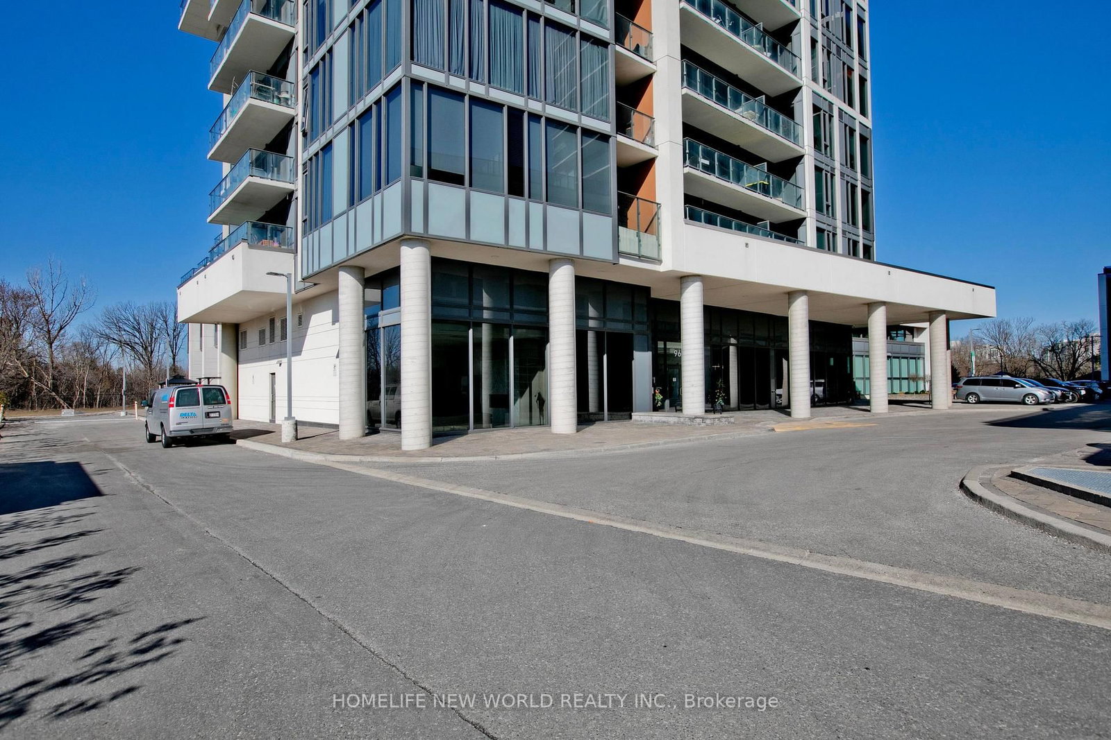 9618 Yonge Street, Unit TH 105 - Photo 14