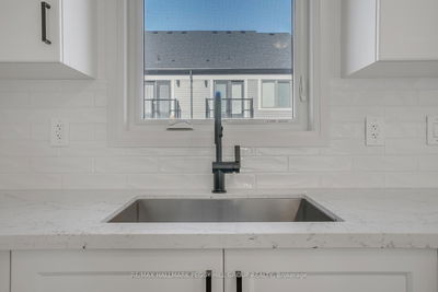 38 Brandon Cres, New Tecumseth - Tottenham image-0-3