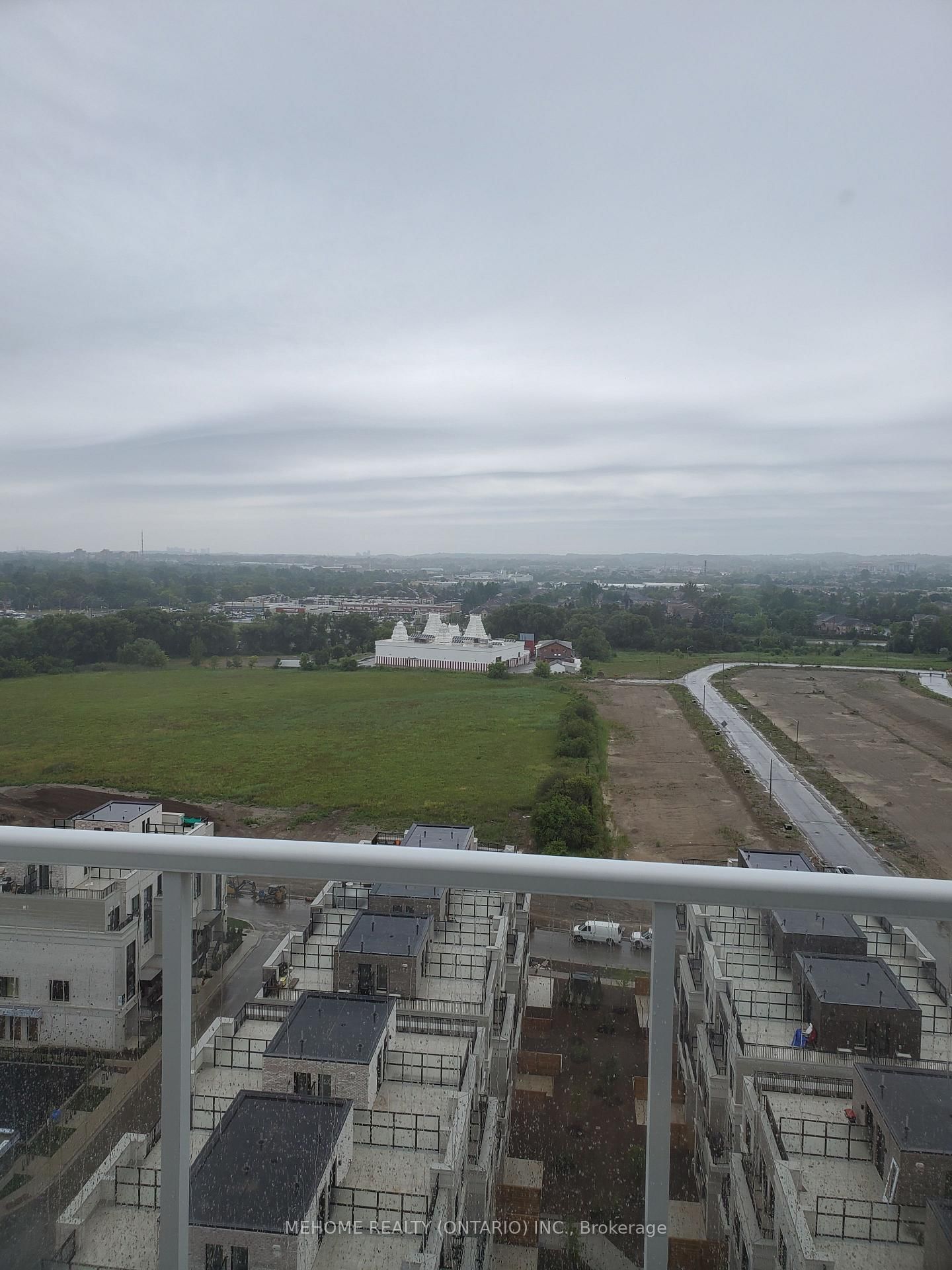 2 David Eyer Road, Unit #1424 - Photo 10