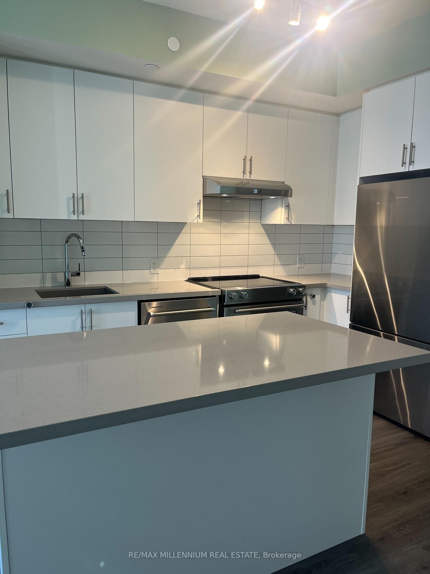 9000 Jane Street, Unit 2104 - Photo 5